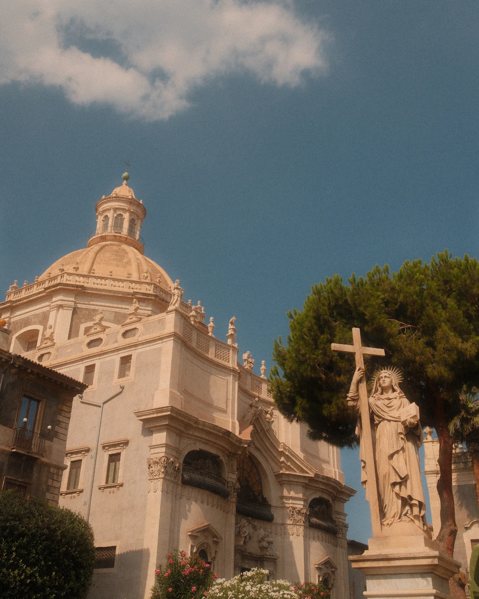 Summer Chrome Fujifilm film recipe in Catania Summer Chrome Fujifilm film recipe in Catania, Sicily